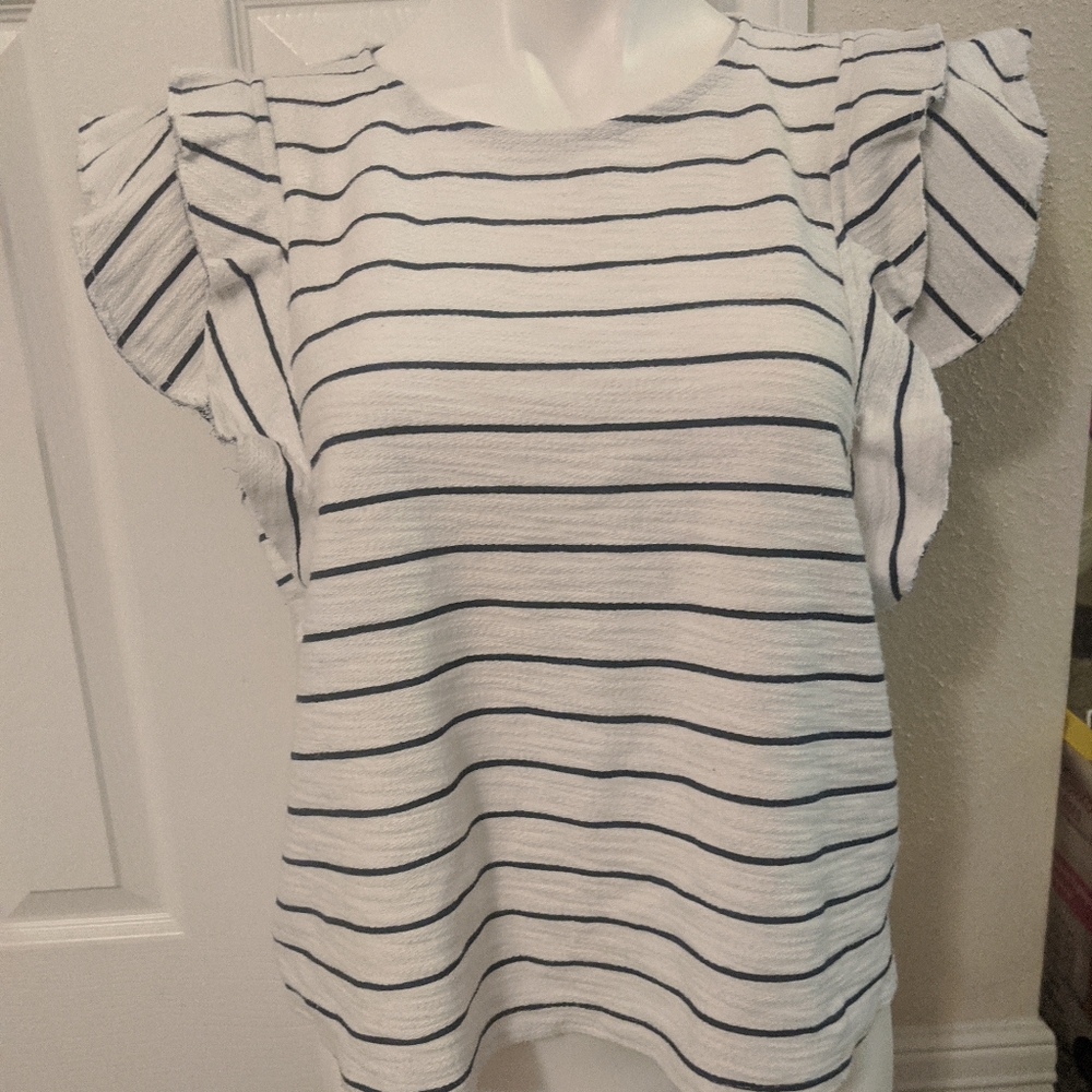 Anthropologie 9- H15 Shirt